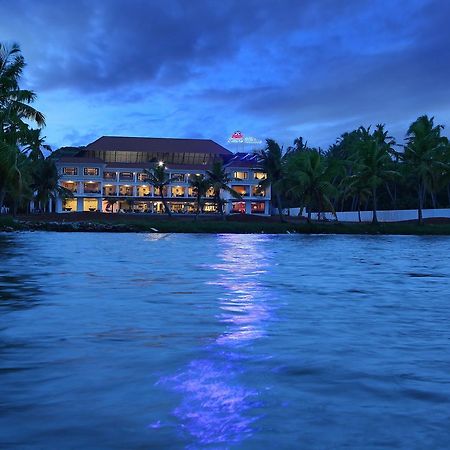 Lake Palace Trivandrum Vettutura Eksteriør bilde