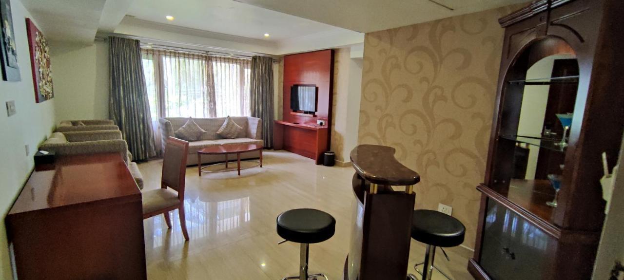 Lake Palace Trivandrum Vettutura Eksteriør bilde