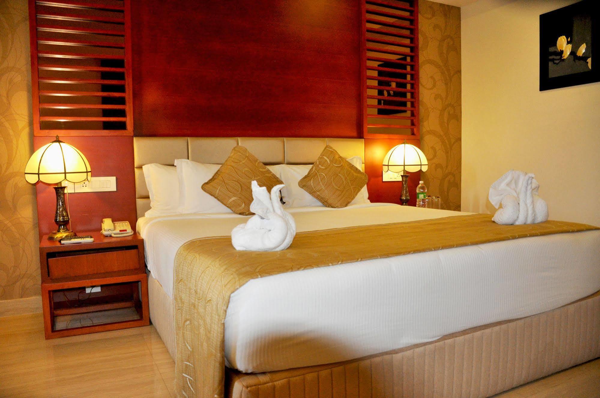 Lake Palace Trivandrum Vettutura Eksteriør bilde