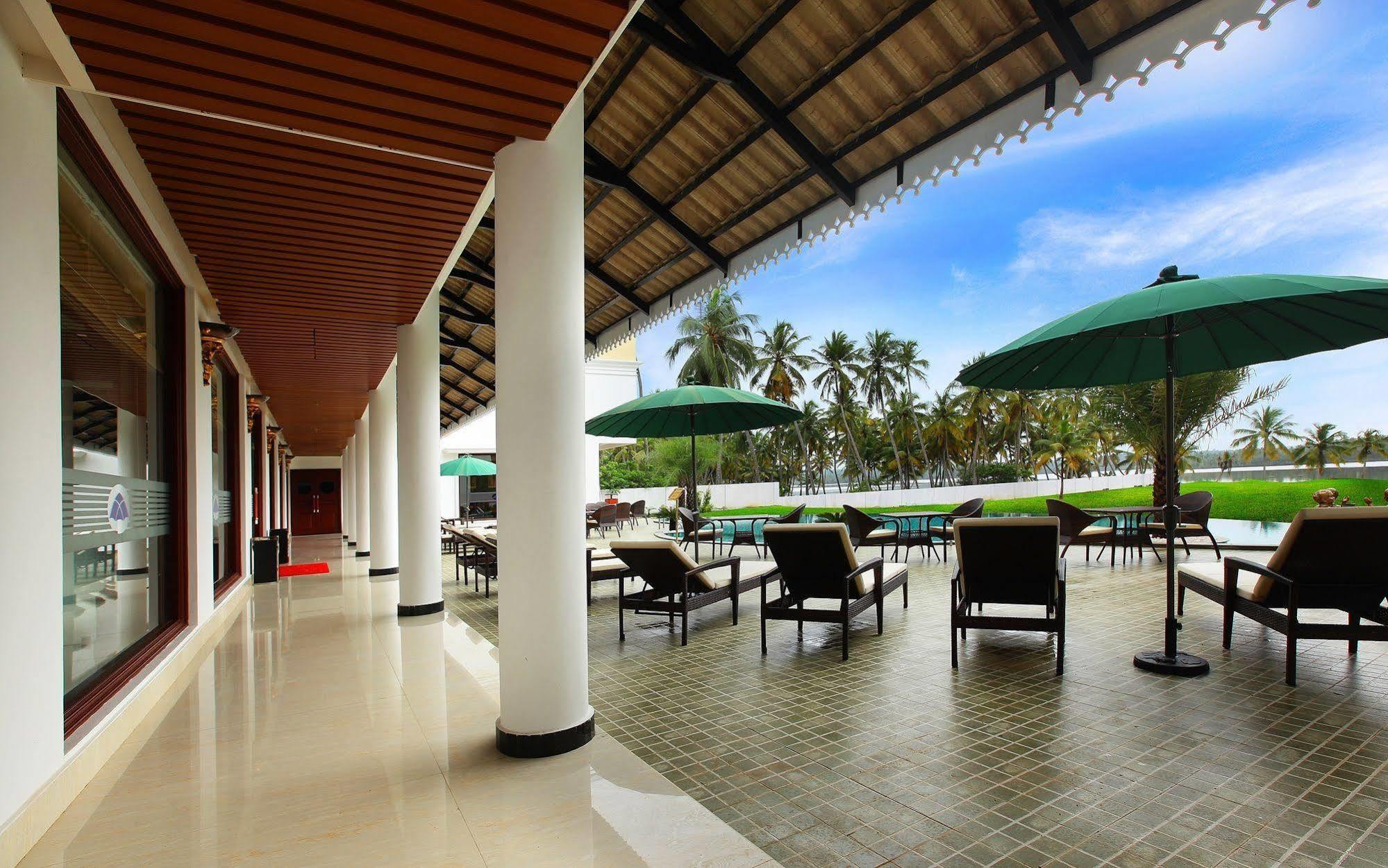 Lake Palace Trivandrum Vettutura Eksteriør bilde
