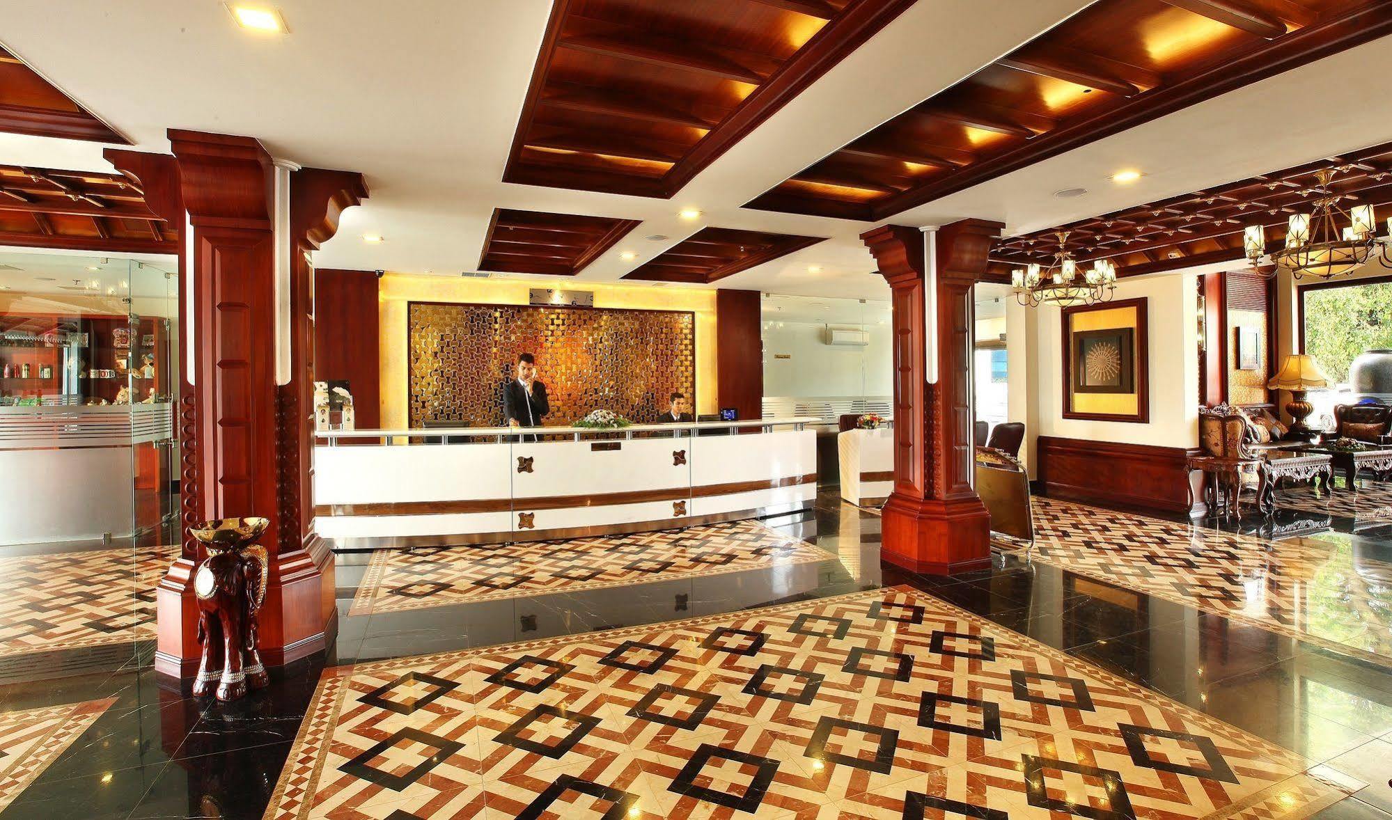 Lake Palace Trivandrum Vettutura Eksteriør bilde
